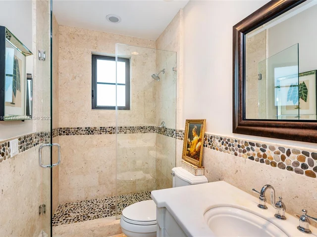 11800 SW 69th Ave, Pinecrest FL 33156