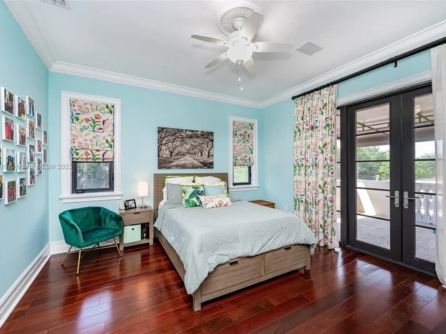 11800 SW 69th Ave, Pinecrest FL 33156