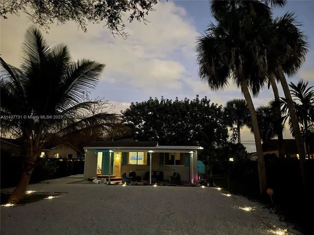 1624 SW 30th Ave, Fort Lauderdale FL 33312