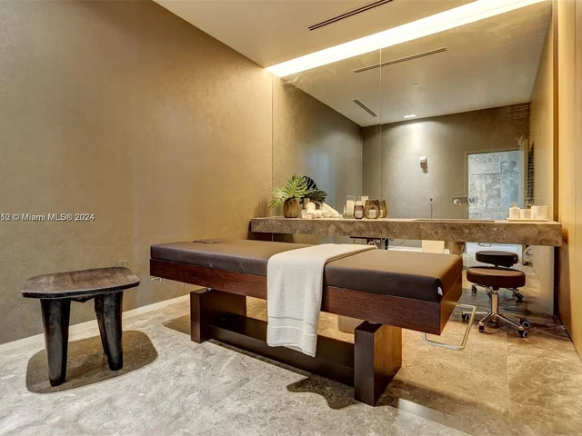 480 NE 31 St # 2306, Miami FL 33137