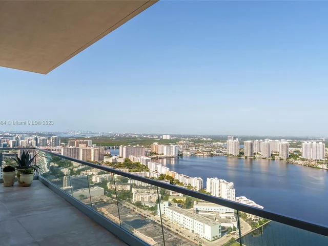18501 Collins Ave # 4204, Sunny Isles Beach FL 33160