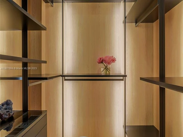 18501 Collins Ave # 4204, Sunny Isles Beach FL 33160