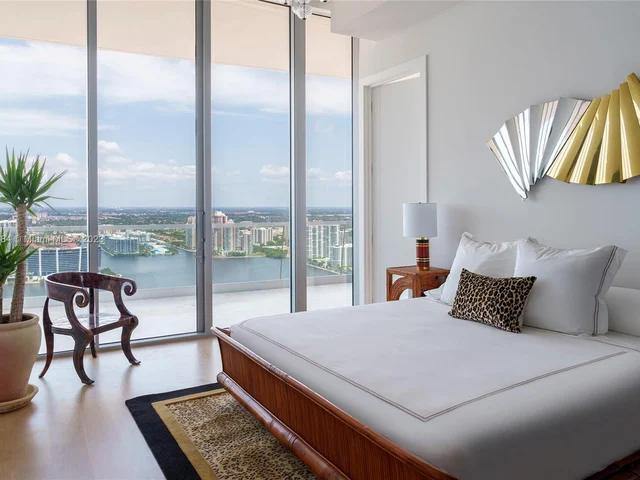 18501 Collins Ave # 4204, Sunny Isles Beach FL 33160