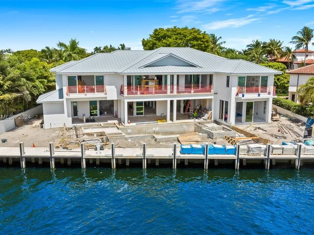 1822 SE 9th St, Fort Lauderdale FL 33316