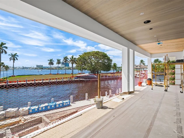 1822 SE 9th St, Fort Lauderdale FL 33316