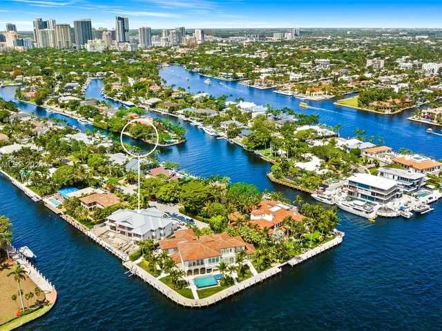 1822 SE 9th St, Fort Lauderdale FL 33316