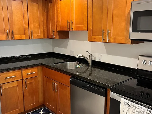 6969 Collins Ave # 406, Miami Beach FL 33141