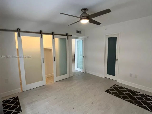 6969 Collins Ave # 406, Miami Beach FL 33141