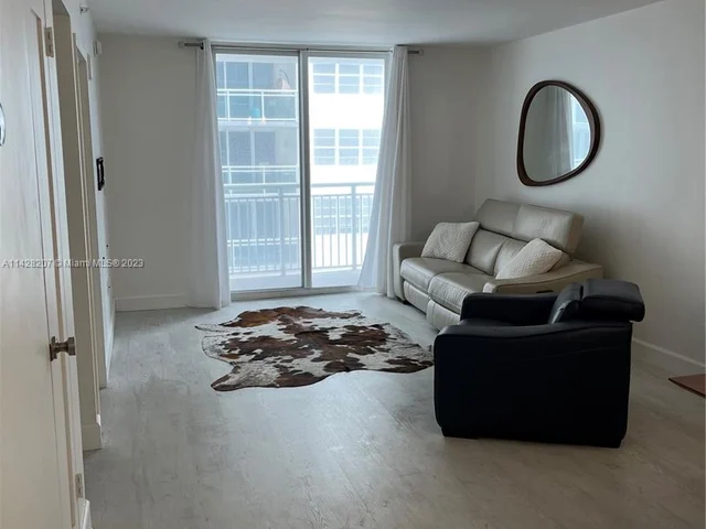 6969 Collins Ave # 406, Miami Beach FL 33141