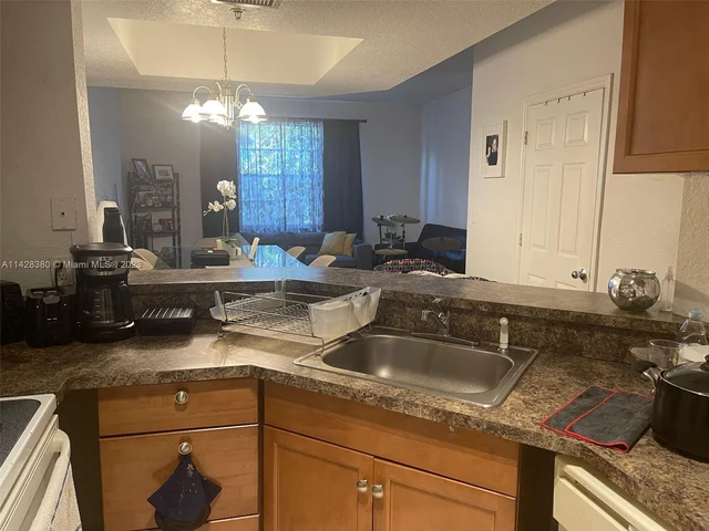 781 SW 148th Ave # 1512, Sunrise FL 33325