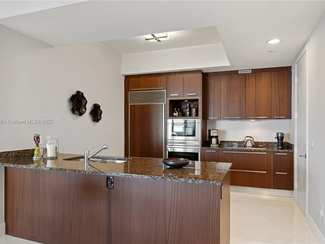 15811 Collins Ave # 503, Sunny Isles Beach FL 33160