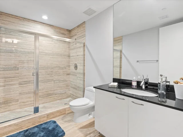 15811 Collins Ave # 503, Sunny Isles Beach FL 33160