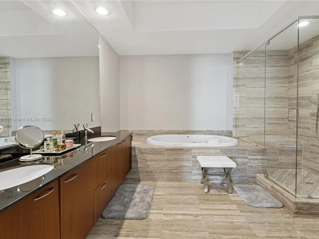 15811 Collins Ave # 503, Sunny Isles Beach FL 33160