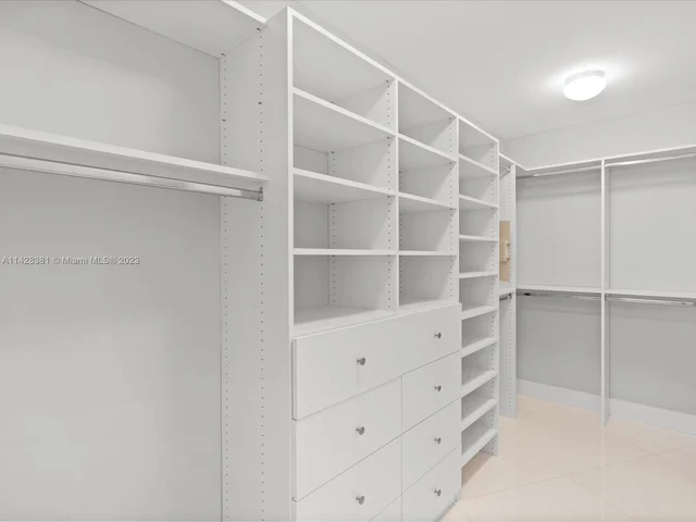 15811 Collins Ave # 503, Sunny Isles Beach FL 33160