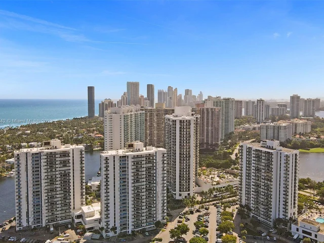 20505 E Country Club Dr # 437, Aventura FL 33180