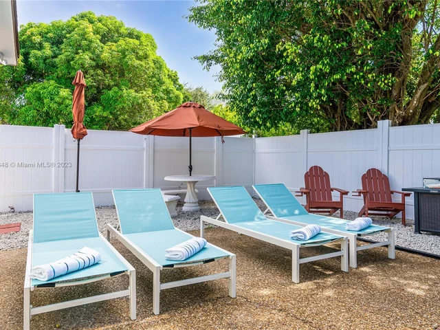 6721 NW 34th Ave, Fort Lauderdale FL 33309