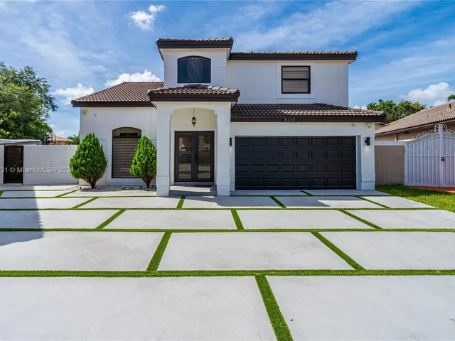 8220 NW 199th Ter, Hialeah FL 33015