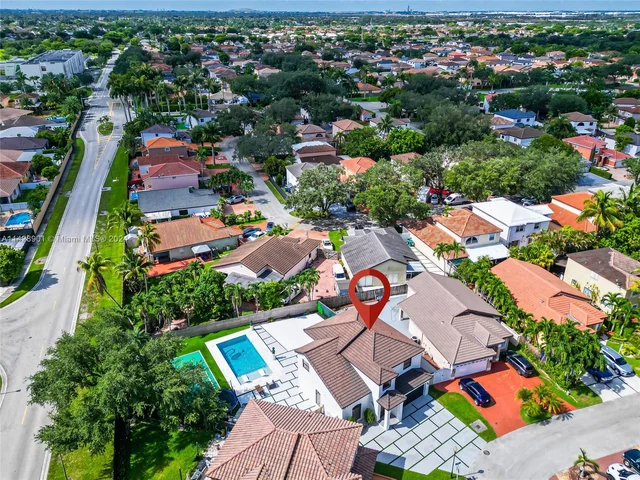 8220 NW 199th Ter, Hialeah FL 33015