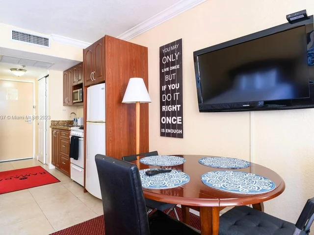 19201 Collins Ave # 728, Sunny Isles Beach FL 33160