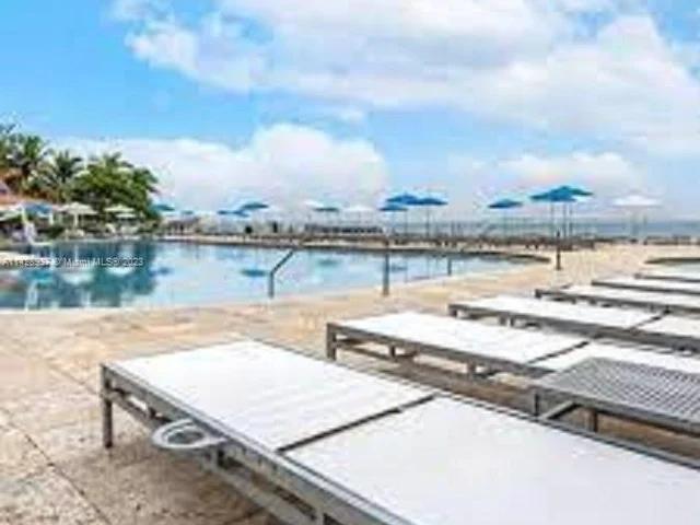 19201 Collins Ave # 728, Sunny Isles Beach FL 33160