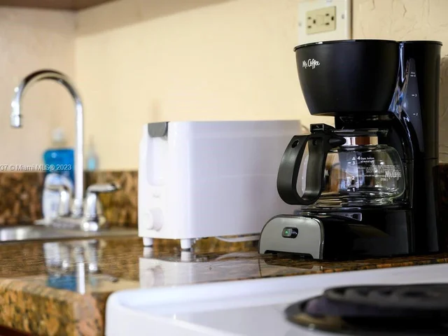 19201 Collins Ave # 728, Sunny Isles Beach FL 33160