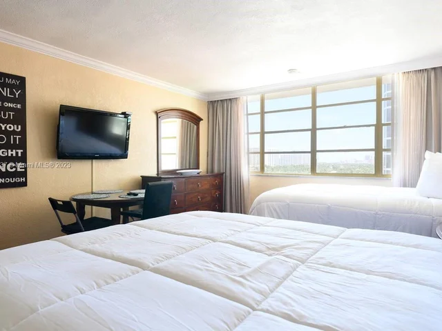 19201 Collins Ave # 728, Sunny Isles Beach FL 33160