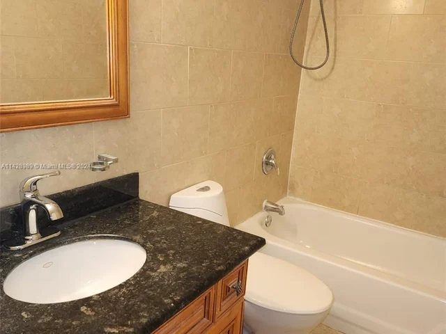 7170 Southgate Blvd # 7170, Tamarac FL 33321