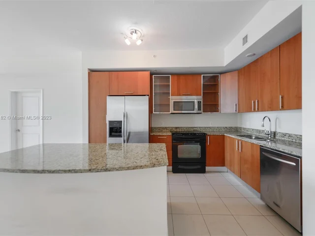 1945 S Ocean Dr # 1903, Hallandale Beach FL 33009