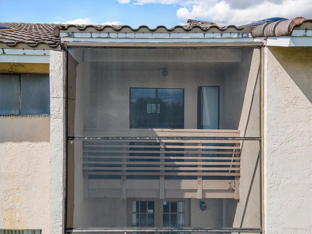 9931 W Atlantic Blvd, Coral Springs FL 33071