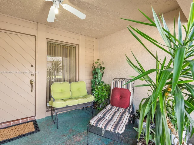 9931 W Atlantic Blvd, Coral Springs FL 33071