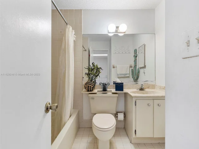 9931 W Atlantic Blvd, Coral Springs FL 33071