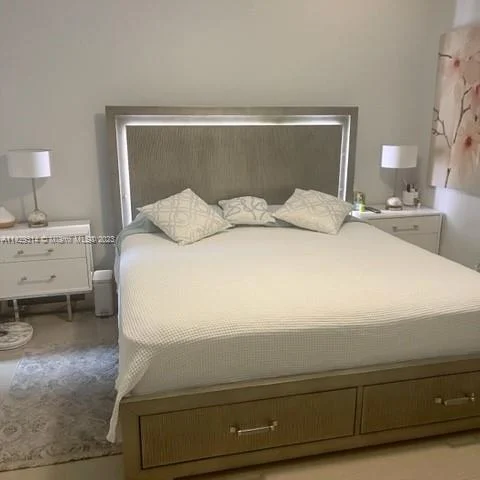 8710 SW 3rd St # 202, Pembroke Pines FL 33025