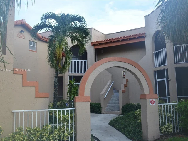 8710 SW 3rd St # 202, Pembroke Pines FL 33025