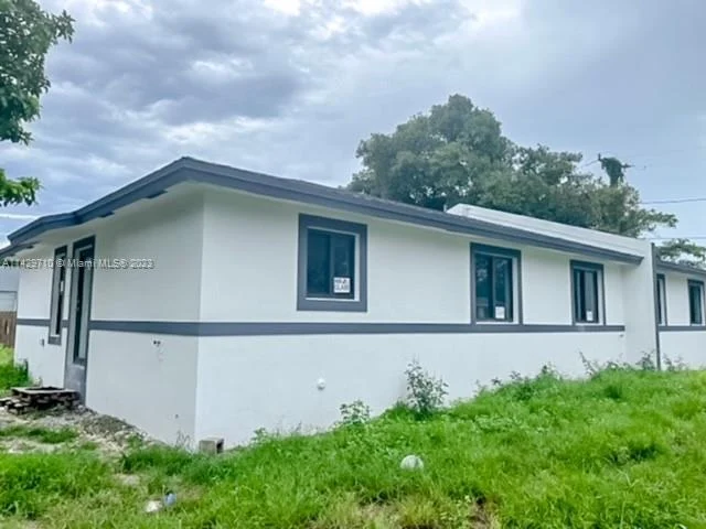 4315 NW 18th Ave unit 1, Miami FL 33142