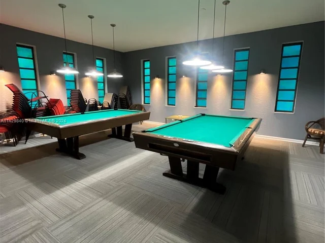 5071 W Oakland Park Blvd # 205, Lauderdale Lakes FL 33313