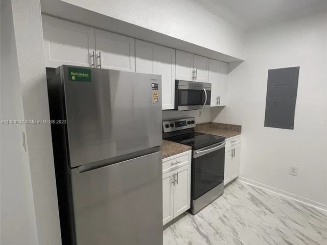 215 SW 117th Ter # 14306, Pembroke Pines FL 33025