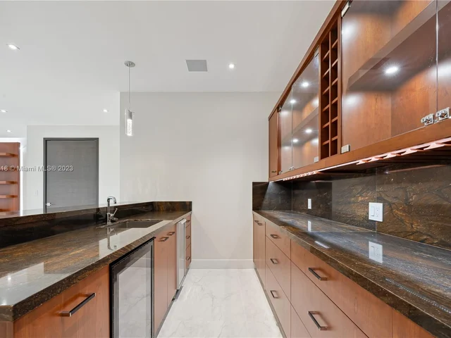 6300 Moss Ranch Rd, Pinecrest FL 33156