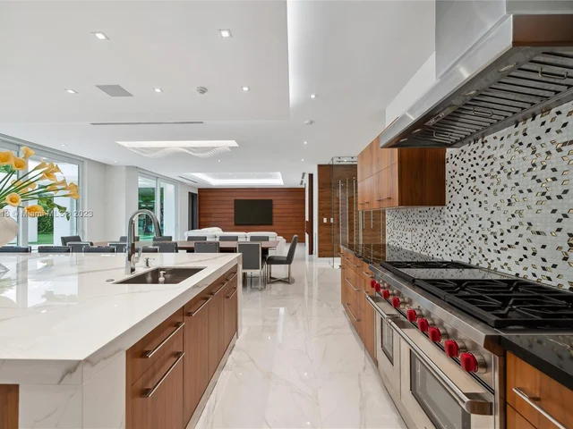 6300 Moss Ranch Rd, Pinecrest FL 33156