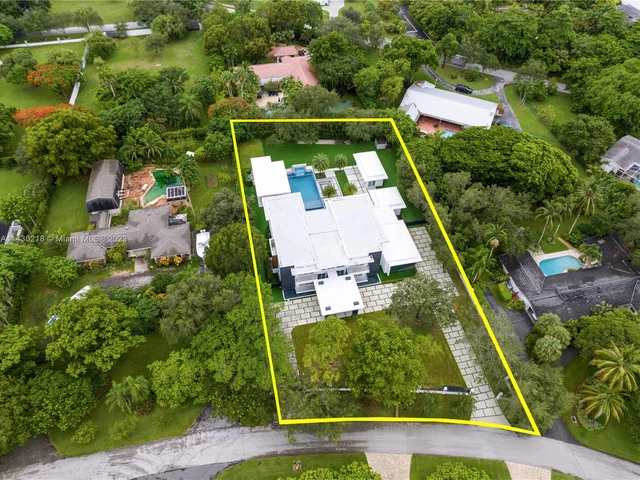 6300 Moss Ranch Rd, Pinecrest FL 33156