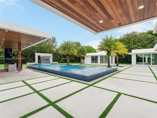 6300 Moss Ranch Rd, Pinecrest FL 33156