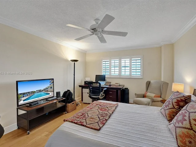 1160 Hillsboro Mile # 901, Hillsboro Beach FL 33062