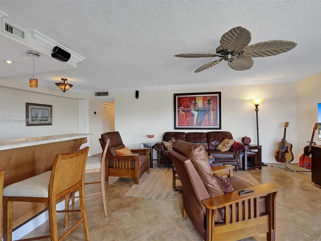 1160 Hillsboro Mile # 901, Hillsboro Beach FL 33062