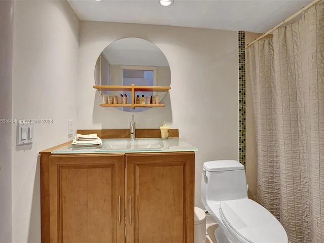 1160 Hillsboro Mile # 901, Hillsboro Beach FL 33062