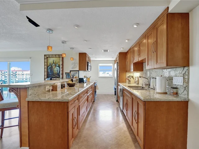 1160 Hillsboro Mile # 901, Hillsboro Beach FL 33062