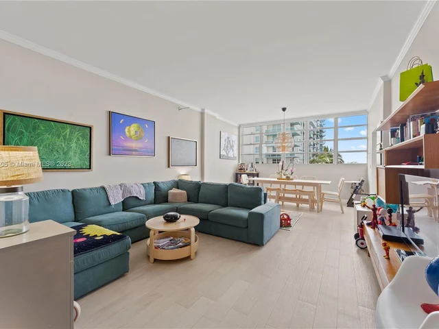 800 West Ave, Miami Beach FL 33139