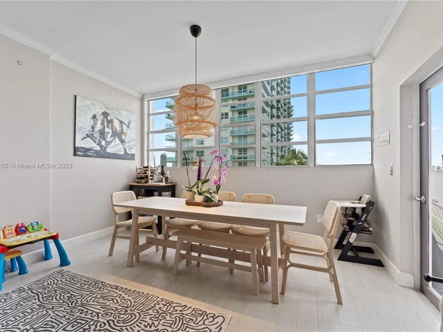 800 West Ave, Miami Beach FL 33139