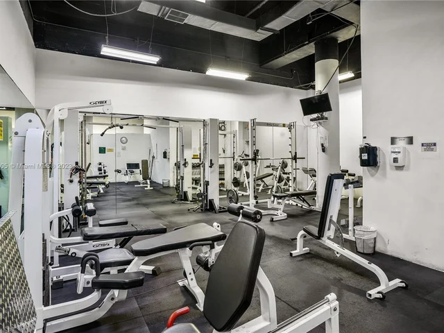 800 West Ave, Miami Beach FL 33139