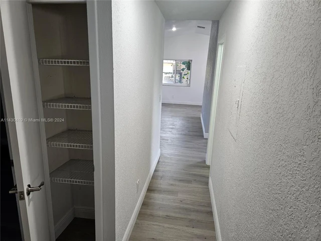 4711 NW 17th St, Lauderhill FL 33313