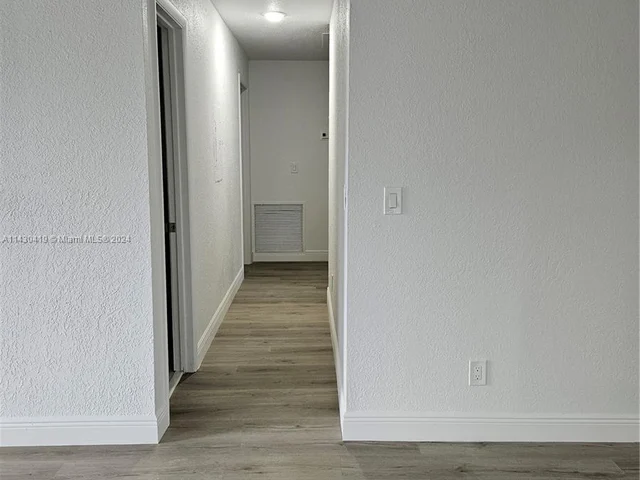 4711 NW 17th St, Lauderhill FL 33313