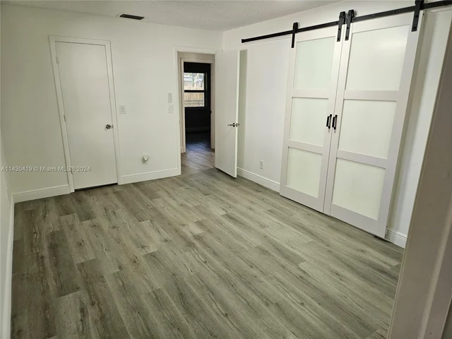 4711 NW 17th St, Lauderhill FL 33313